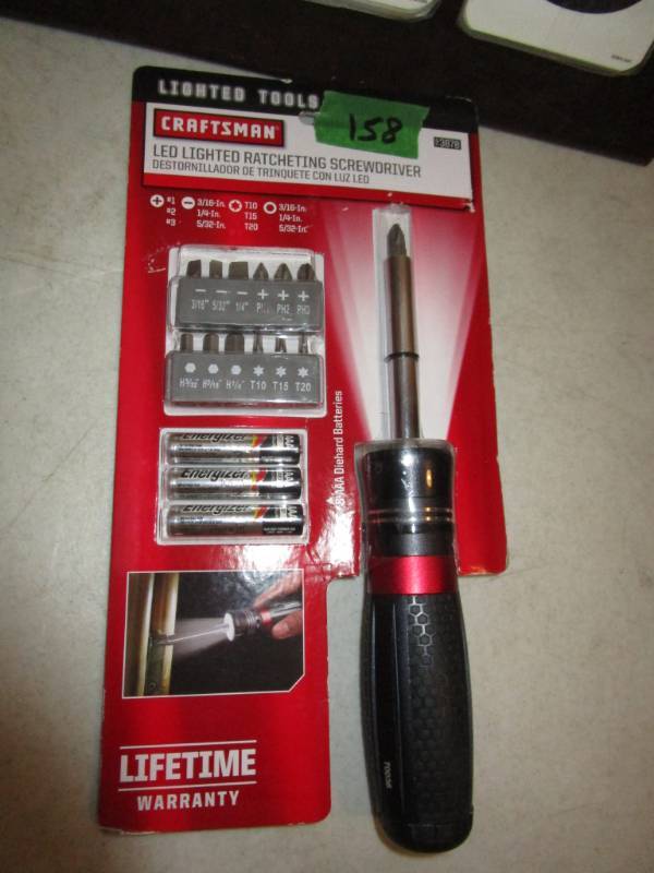 lot 158 image: Craftsman LED Lighted Ratcheting Screwdriver