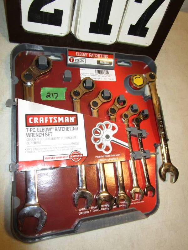 lot 217 image: Craftsman 7 pc Elbow Ratcheting Wrench Set - Metric