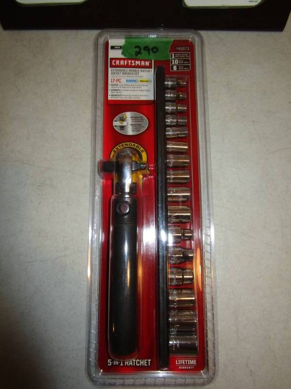 lot 290 image: Craftsman Extendable Wobble Ratchet Socket Wrench Set - 17 pc