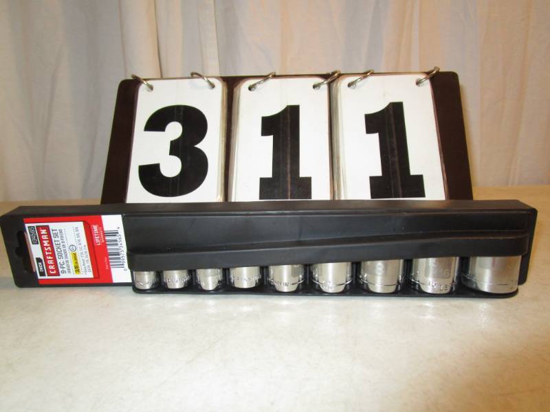 lot 311 image: Craftsman 9 pc Socket Set - SAE