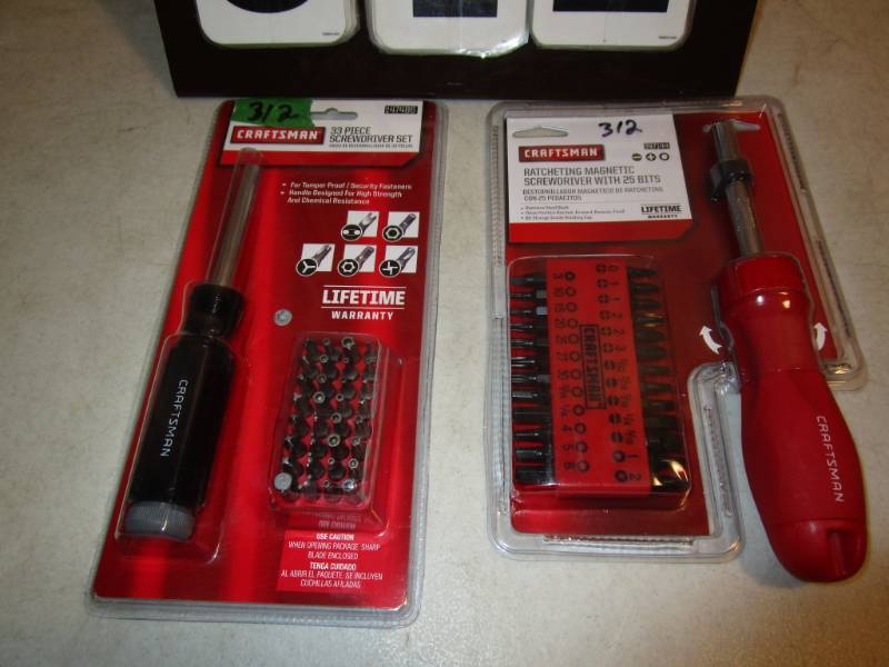lot 312 image: Craftsman Ratcheting Magnetic Screwdriver - 2 sets