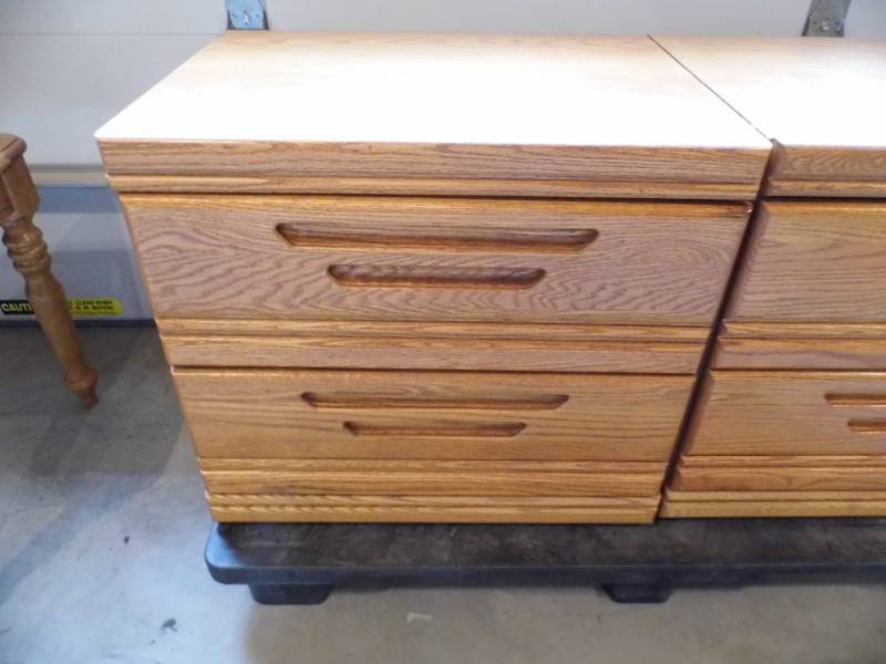 lot 35 image: Night Stand