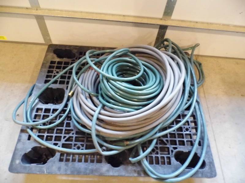lot 44 image: Garden Hoses
