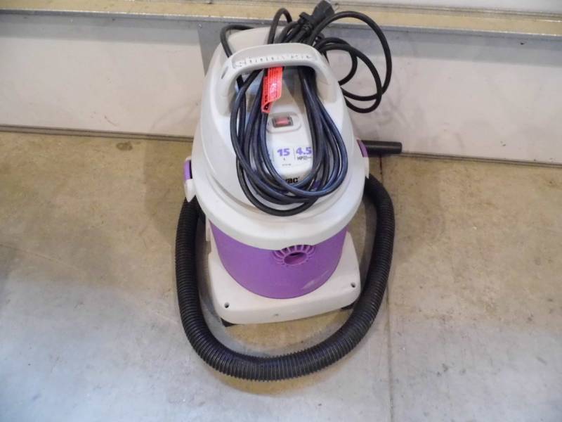 lot 73 image: Shop Vac