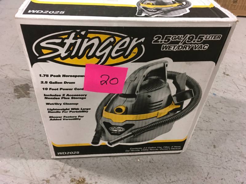 lot 20 image: Stinger 2.5 Gal. 1.75-Peak HP Compact Wet Dry Vac USED in  good condition