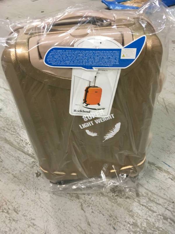 lot 38 image: Rockland Melbourne 20 Expandable Abs Carry Onowl F145-BRONZE Luggage New