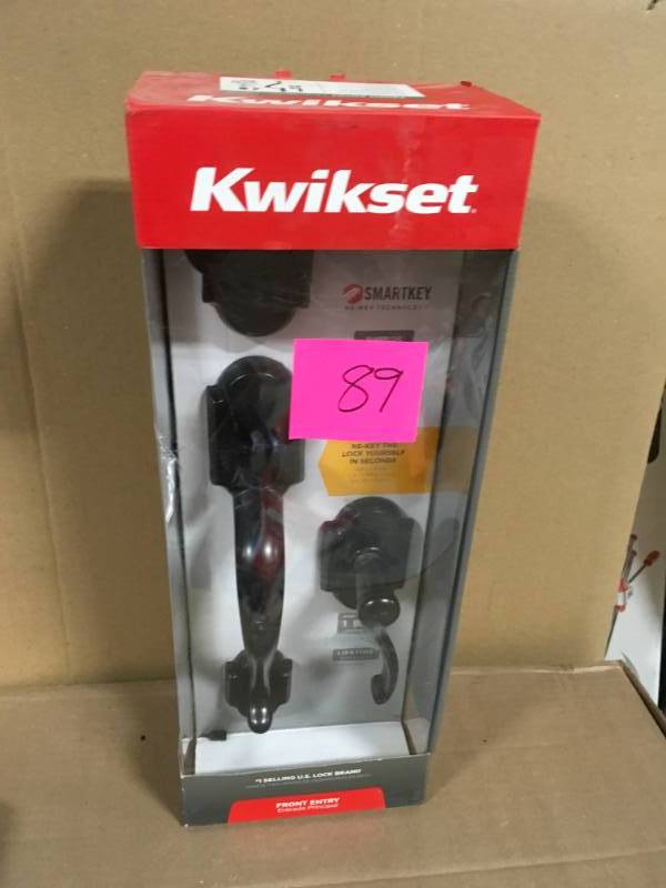 lot 89 image: Lever Handlesets Kwikset Entrance Handle & Lock Sets Austin Single Cylinder Ven in very good condition