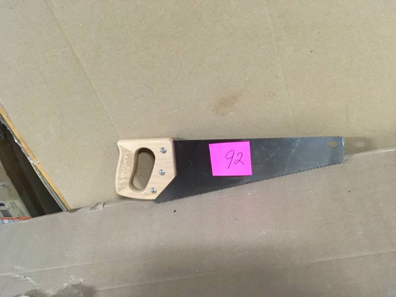 lot 92 image: Husky 688632 15 in. Wood-Handled Aggressive Tool Box Tri-Bevel Saw in very good condition