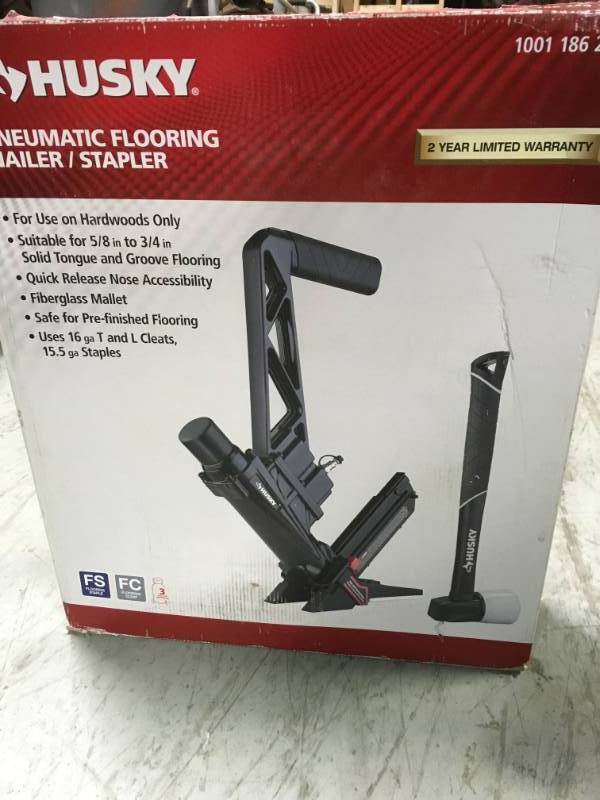 lot 72 image: Husky Pneumatic 3-in-1 15.5 and 16 Gauge 2 in. Flooring Nailer and Stapler with Quick Jam Release in very good condition