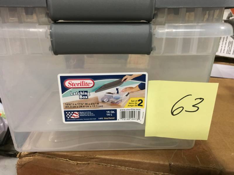 lot 63 image: Sterilite, 15 Qt.14 L Latch Box, Stadium Blue