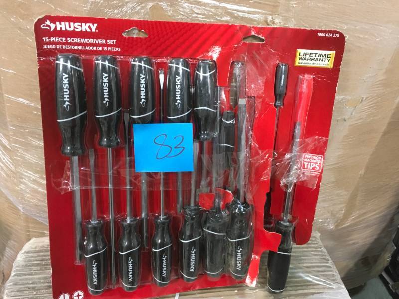 lot 83 image: Husky Screwdriver Set (15-Piece) in good condition