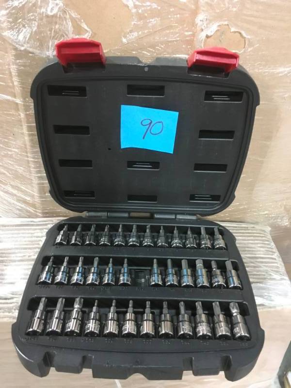lot 90 image: Husky 38 in. Drive Master Bit Socket Set (37-Piece) MISSING 1 PC