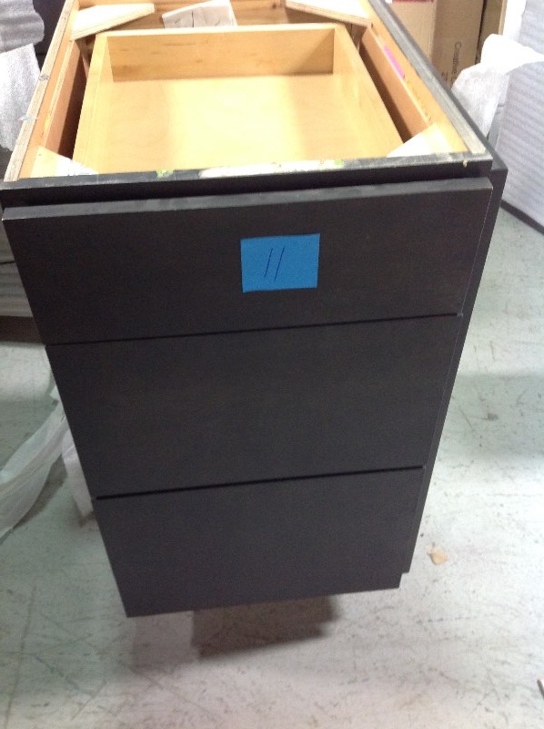 lot 111 image: DECORA CABINET 58X23 12 X34 12 REVIEW PICTURES FOR CONDITION