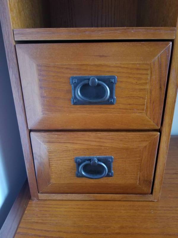 lot 12 image: Elegant Wood Office Desk and Chair