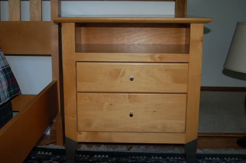 lot 5 image: Wonderful Ceder Side Table