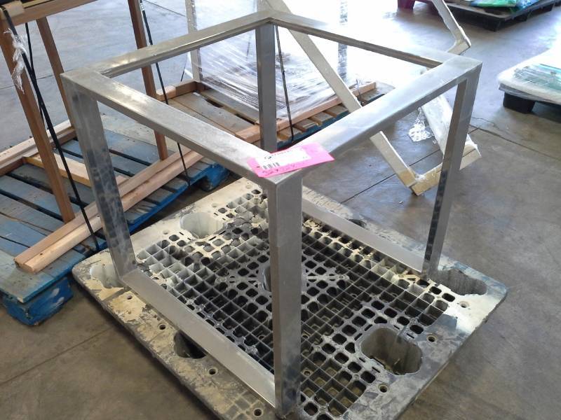 Metal Frame Table