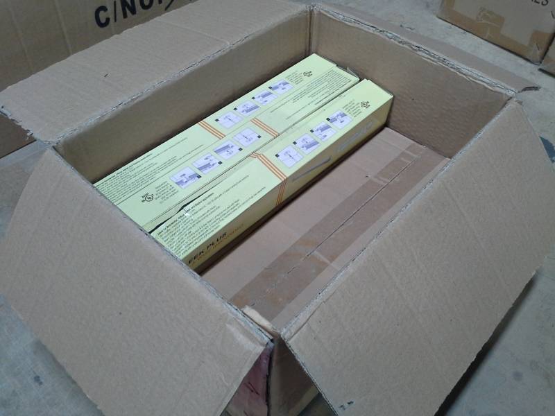 Lot of (15) Jesco Lighting Group Jesco Lites Sleek Plus T5 3-Wire Grounded Light Fixtures