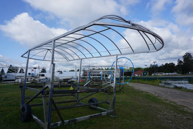 lot 19 image: Newman Sled Bed Boat Lift