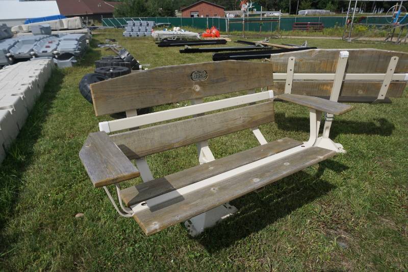 lot 46 image: Shore Station Brand 42 Dock Mount Bench