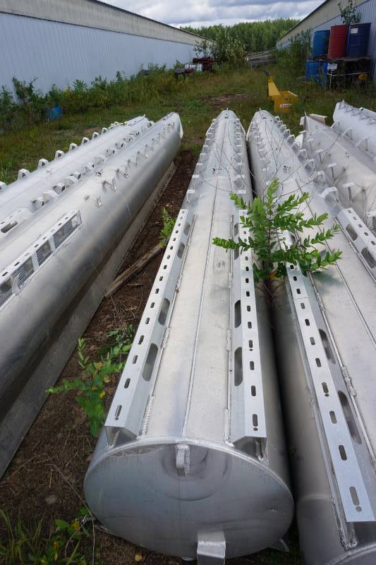 lot 54 image: Premier Brand 22 Pontoon Tube