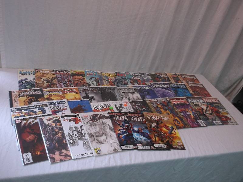 lot 8 image: Collectible