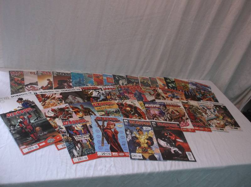 lot 10 image: Collectible