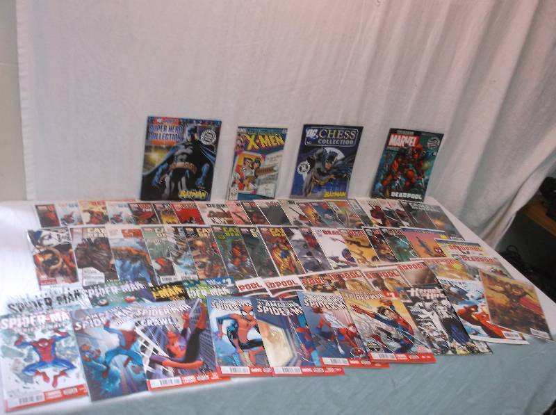 lot 11 image: Collectible