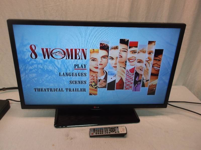 lot 25 image: Flat Screen TV