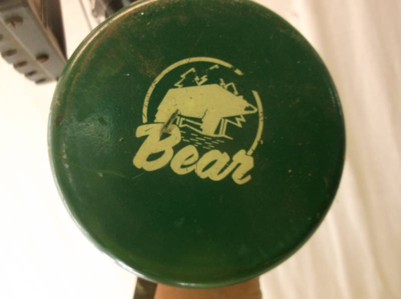 lot 38 image: Hunting Bow