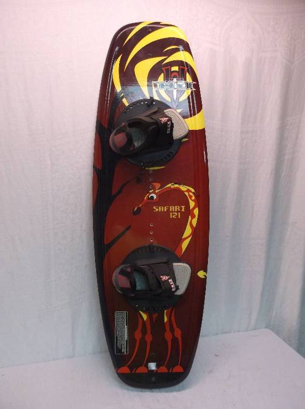 lot 51 image: Wakeboard