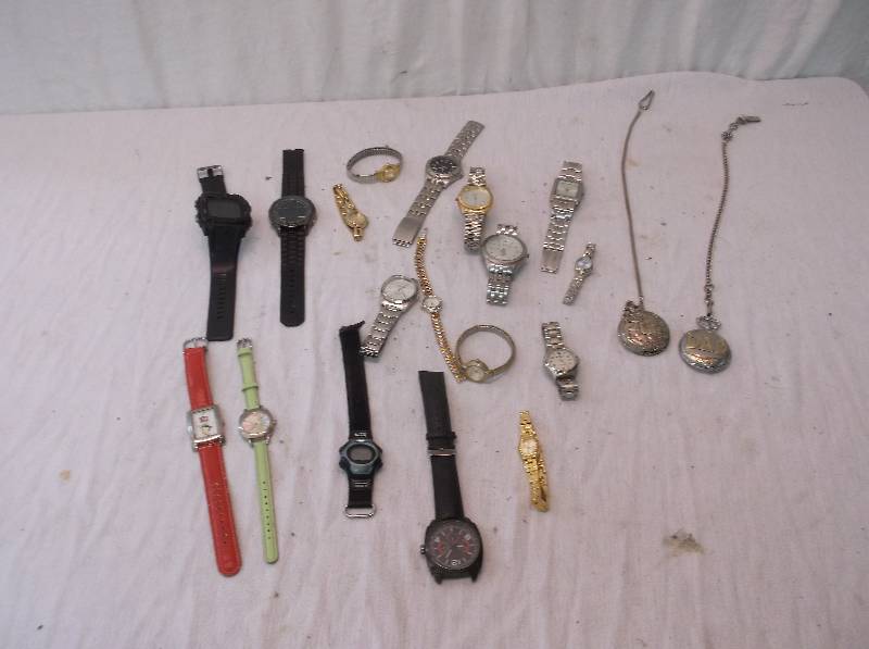 lot 88 image: Watches