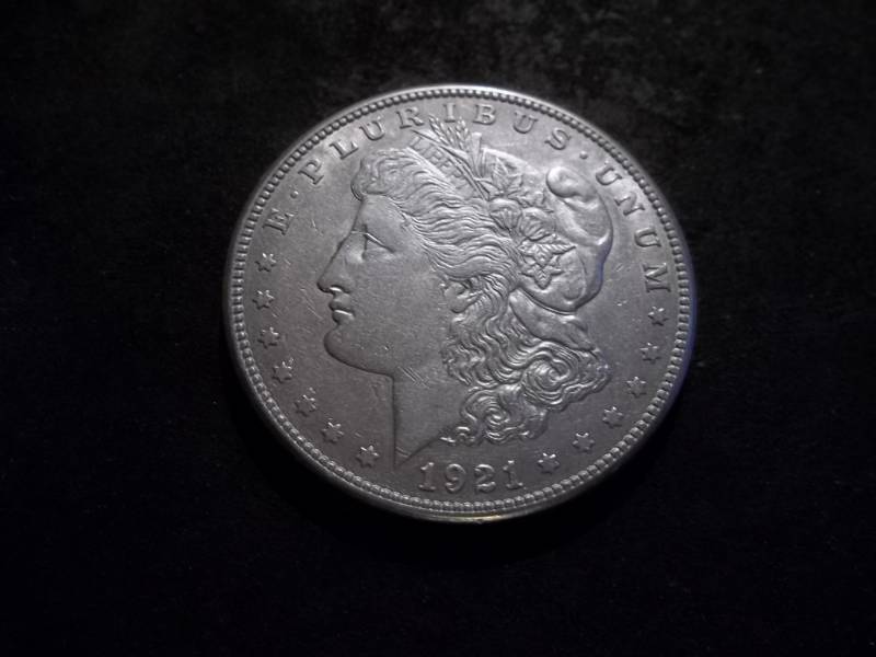 lot 16 image: 1921 S Morgan Silver Dollar