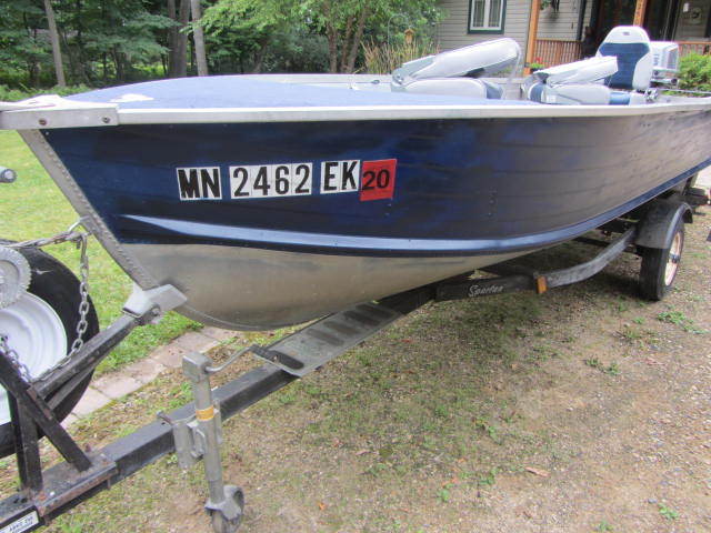 lot 1 image: Blue Fin Boat, Suzuki OB, Trailer