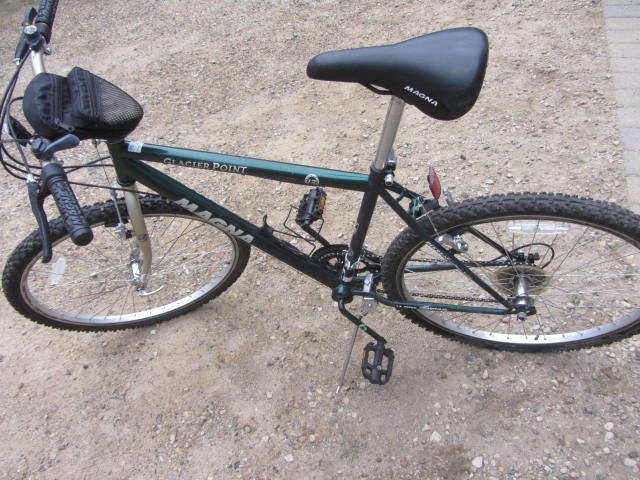 lot 21 image: Magna Bicycle