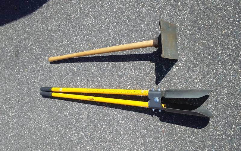 lot 5 image: Tamper & Post Hole Digger