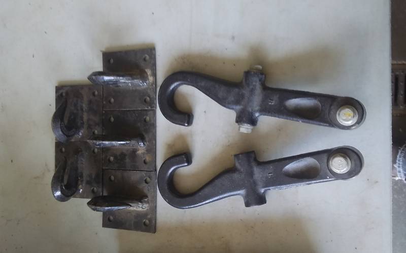 lot 38 image: Pair Of Tow Hooks, 5-Bolt On Hooks