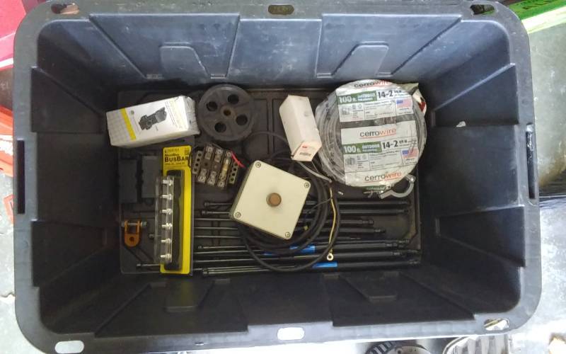 lot 45 image: Roll Of Electrical Wire, BUS Bar, Hood Struts