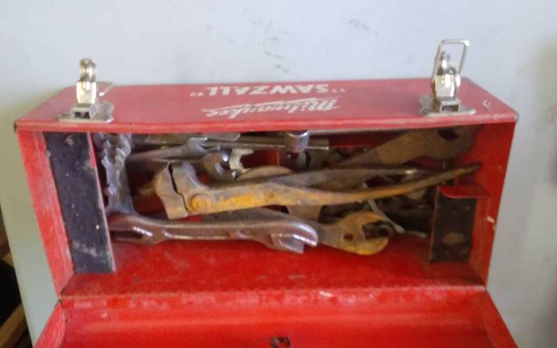 lot 61 image: Tool Box Full Of Vintage Hand Tools