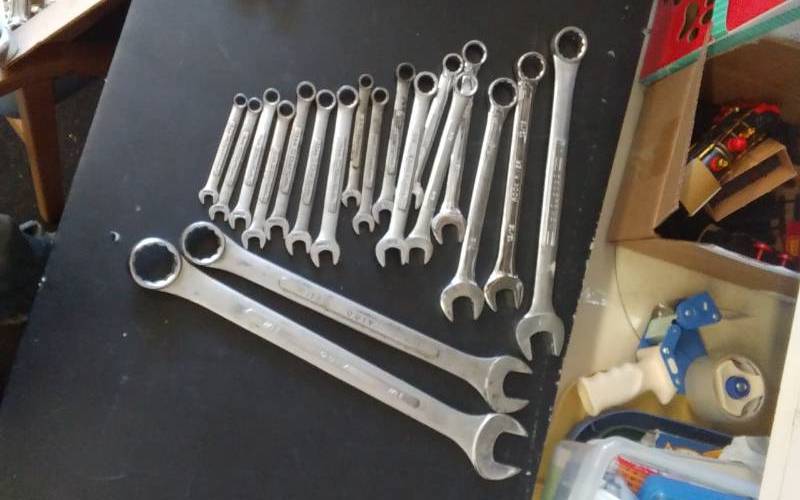lot 77 image: Lot Of Assorted Size & Brand Wrenches (Standard & Metric)