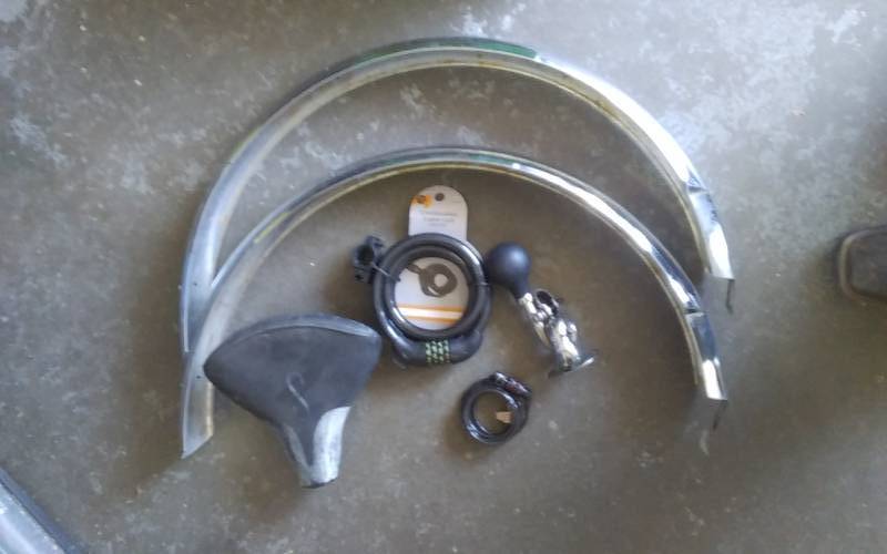 lot 96 image: Bike Fenders, Seat, Locks, Horn
