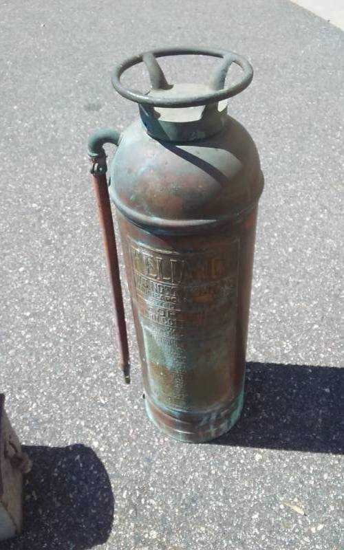 lot 99 image: Reliance Copper Fire Extinguisher