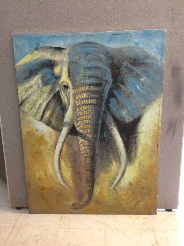 lot 10 image: Canvas Elephant Picture