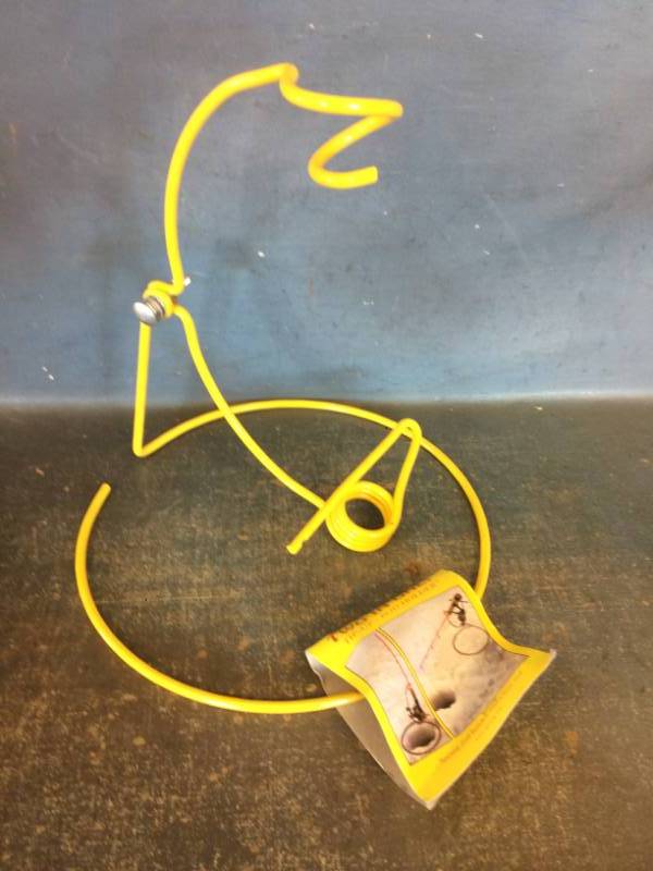 lot 38 image: Ice Fishing Items