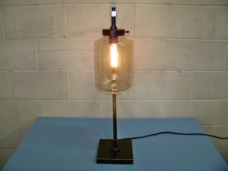 lot 20 image: Modern Decor Table Lamp