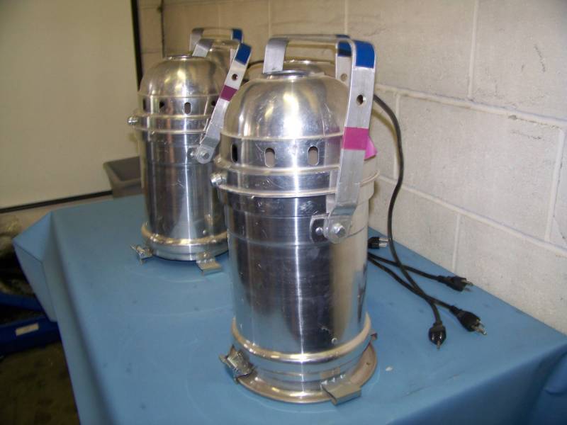 lot 76 image: (4) Stage  Studio  Theater Lights  Spotlights