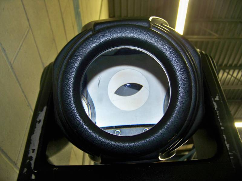 lot 88 image: SGM, Giotto Spot 250, Programmable Stage  Studio  Theater, Moving Head Light Fixture for PARTSREPAIR