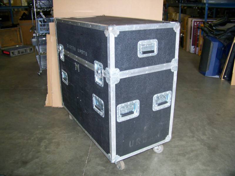 lot 92 image: Slamhammer, Hard Sided, Padded Inside, Custom Road Case on Wheels