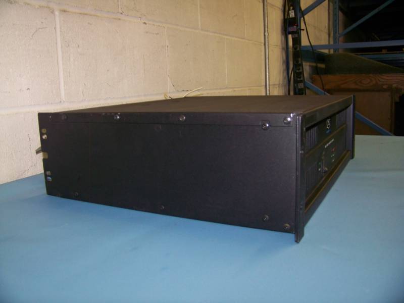 lot 28 image: QSC Audio, ISA800T, Commercial Power Amplifier  Amp