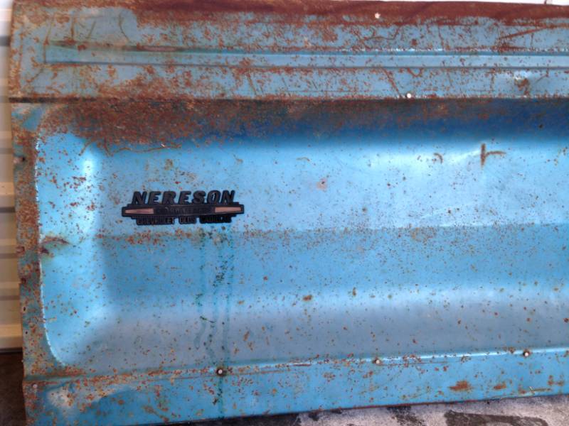lot 28 image: 1980 Dodge Truck tailgate