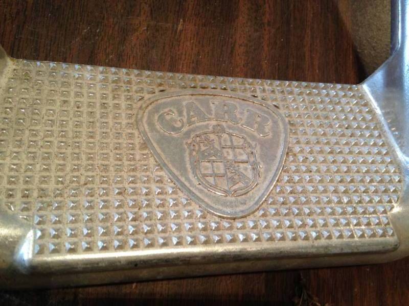 lot 47 image: Truck tool box flip-up step (CARR)